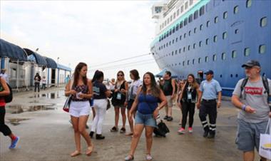 /vidasocial/205-516-pasajeros-desembarcaron-en-puertos-de-cruceros-del-pais/54912.html