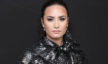 /vidasocial/tabaco-y-bebidas-energeticas-son-los-vicios-de-demi-lovato/61109.html