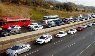 /vidasocial/se-han-desplazado-65-233-vehiculos-hacia-el-interior-del-pais/43270.html