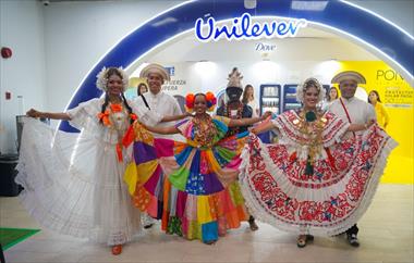 /vidasocial/dicarina-presenta-su-showroom-2026-y-su-vision-sobre-el-futuro-del-retail-en-panama/106489.html