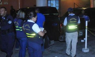 /vidasocial/recibe-disparo-en-el-cuello-tras-intentar-robarla/45190.html