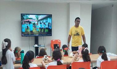 /vidasocial/estudiantes-del-colegio-isaac-rabin-apoyan-a-fundacion-yaguara-con-donacion-clave-para-monitoreo-del-jaguar/105210.html