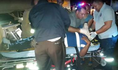 /vidasocial/un-herido-entre-choque-de-mula-contra-un-camion-en-bocas-del-toro/66629.html