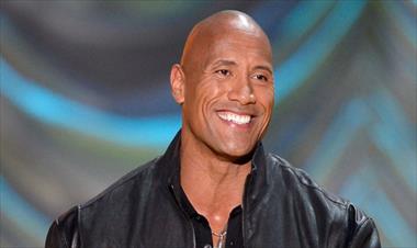 /cine/dwayne-johnson-da-regalo-espectacular-a-su-doble-de-toda-la-vida/79977.html