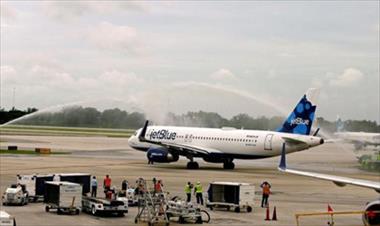 /vidasocial/-el-vuelo-de-la-historia-primer-vuelo-de-usa-a-cuba-en-55-anos/32773.html