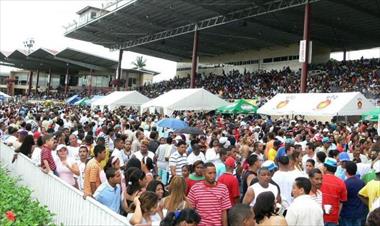 /deportes/emocionantes-finales-en-el-hipodromo-presidente-remon/79998.html