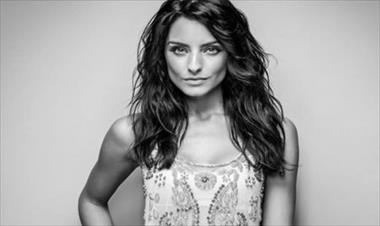 /vidasocial/aislinn-derbez-da-emotivo-mensaje-tras-muerte-de-renato-lopez/36736.html