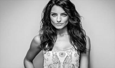 /vidasocial/aislinn-derbez-da-emotivo-mensaje-tras-muerte-de-renato-lopez/36736.html