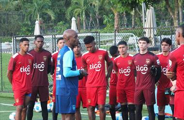 /deportes/panama-sub-20-arranca-entrenamientos-pensando-en-sus-amistosos-ante-la-sub-20-de-colombia/105945.html