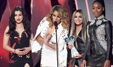 /vidasocial/fifth-harmony-gano-el-premio-a-la-mejor-fanaticada-en-los-iheart-radio-music-awards-y-prometen-hacerlos-sentir-orgullosos/44146.html