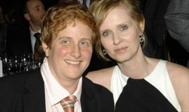 /vidasocial/cynthia-nixon-de-sex-and-the-city-se-casa-con-su-novia-christine-marinon/14824.html