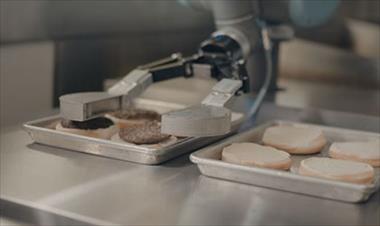 /zonadigital/-flippy-el-robot-que-prepara-hamburguesas/44600.html