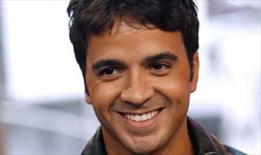 /vidasocial/luis-fonsi-es-padre-por-segunda-vez/38358.html