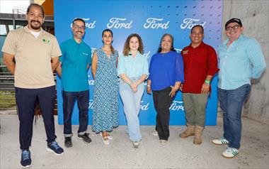 /vidasocial/promoviendo-la-cultura-y-la-ciencia-espacial-ford-auspicio-una-noche-en-el-biomuseo/105553.html