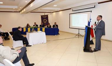 /vidasocial/conversatorio-del-club-de-leones-de-panama-fortaleciendo-a-la-familia/104911.html