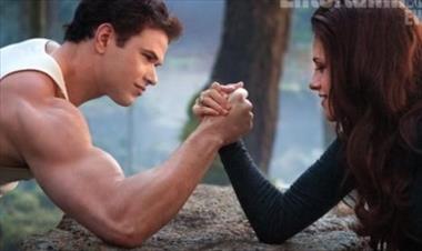 /cine/primer-clip-de-la-saga-crepusculo-amanecer-parte-2/17144.html