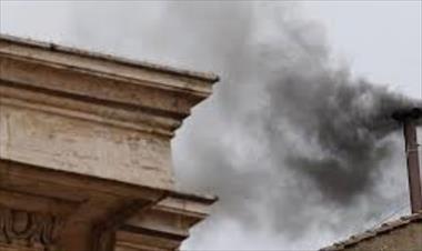 /vidasocial/-humo-blanco-en-el-vaticano-anuncia-nuevo-papa-/19175.html