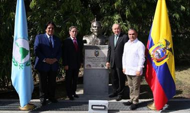 /vidasocial/parlatino-tiene-nuevo-busto-del-general-eloy-alfaro-delgado/75990.html