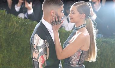 /vidasocial/gigi-hadid-y-zayn-malik-compartieron-con-sus-madres-festividad-islamica/62679.html