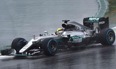 /deportes/la-lluvia-no-detuvo-a-hamilton/35945.html