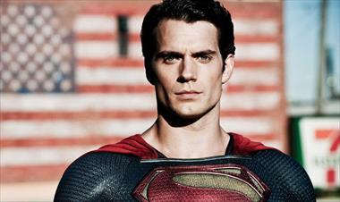 /cine/henry-cavill-afirma-que-no-ha-dejado-de-ser-superman-/89364.html