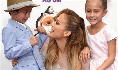 /vidasocial/video-demuestra-que-hija-de-jennifer-lopez-heredo-los-dotes-musicales-de-sus-padres/62558.html