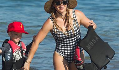 /vidasocial/hilary-duff-se-defiende-ante-las-criticas-sobre-su-cuerpo-con-celulitis/59653.html