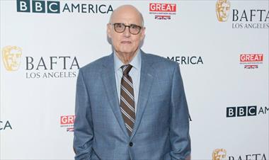 /cine/jeffrey-tambor-abandona-transparent-tras-las-acusaciones-de-acoso-sexual/70104.html