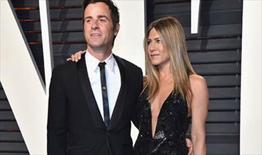 /vidasocial/kathy-hilton-y-sus-delirios-sobre-el-embarazo-de-jennifer-aniston/43595.html