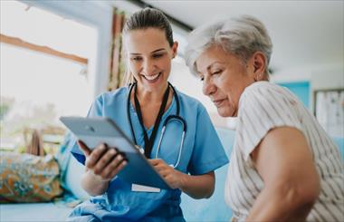 /vidasocial/purple-may-la-innovacion-en-salud-hoy-hace-posible-controlar-la-inflamacion-y-la-sintomatologia-en-pacientes-con-eii-en-panama/106857.html