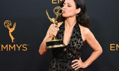 /cine/julia-louis-dreyfus-bate-su-propio-record-en-los-emmys-2017/64130.html