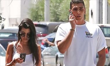 /vidasocial/kourtney-kardashian-y-younes-bendjima-podrian-haber-dejado-su-relacion-atras/55600.html