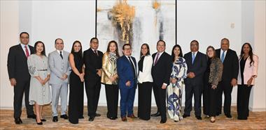 /vidasocial/kpmg-panama-reune-a-lideres-empresariales-para-analizar-tendencias-y-retos-del-entorno-fiscal/106703.html