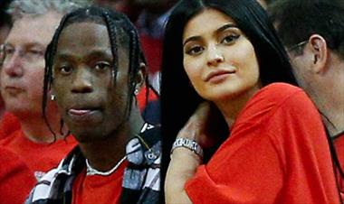 /vidasocial/kylie-jenner-y-travis-scott-se-hacen-tatuaje-a-juego/54489.html