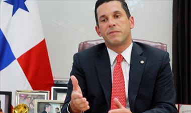 /vidasocial/venezolanos-no-tendran-ningun-trato-especial-para-realizar-los-tramites-asegura-luis-hincapie/61513.html