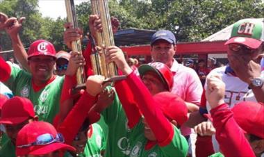 /deportes/la-novena-de-chiriqui-se-corono-campeon/86523.html