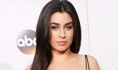 /vidasocial/lauren-jauregui-tiene-un-increible-gesto-con-una-chica-venezolana/59307.html