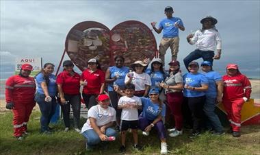 /vidasocial/accion-ambiental-de-telered-en-playa-veracruz-en-el-dia-mundial-de-los-oceanos/104907.html