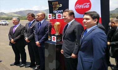 /deportes/panama-recibe-trofeo-de-la-copa-mundial-de-la-fifa/75647.html