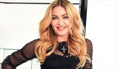 /vidasocial/madonna-imita-a-kim-kardashian-en-el-show-de-jimmy-fallon/65038.html