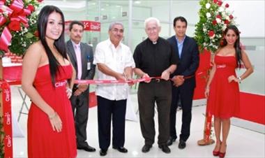 /vidasocial/claro-inaugura-su-septimo-centro-de-atencion-a-clientes-en-panama/15146.html