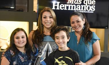 /vidasocial/se-acerca-la-alfombra-roja-de-mas-que-hermanos-/41136.html