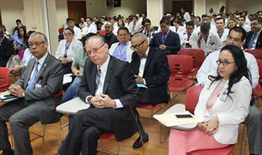 /vidasocial/medicos-participan-en-evento-sobre-el-poder-y-acoso-/72064.html