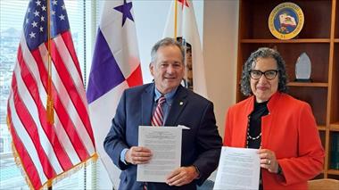 /vidasocial/california-y-panama-acuerdan-trabajar-conjuntamente-para-avanzar-en-los-mercados-internacionales-de-carbono/105688.html