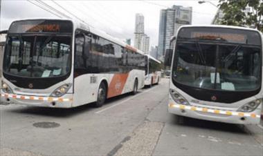 /vidasocial/gobierno-adquirira-metrobuses-para-sacar-de-la-calle-a-los-piratas-/54753.html