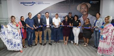 /vidasocial/microserfin-inaugura-su-primera-oficina-en-panama-con-enfoque-digital/104169.html