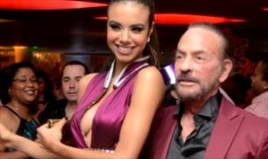 /vidasocial/ex-miss-puerto-rico-se-compromete-con-viejo-millonario/20564.html