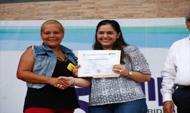 /vidasocial/panama-oeste-recibe-a-mujer-emprende-/76606.html