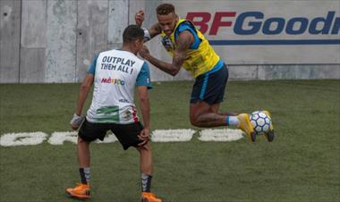 /deportes/neymar-volvio-a-la-cancha-luego-del-mundial-de-rusia-2018/79586.html