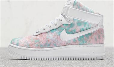 /spotfashion/nike-se-inspira-en-los-zapatos-de-cristal-de-cenicienta/56040.html